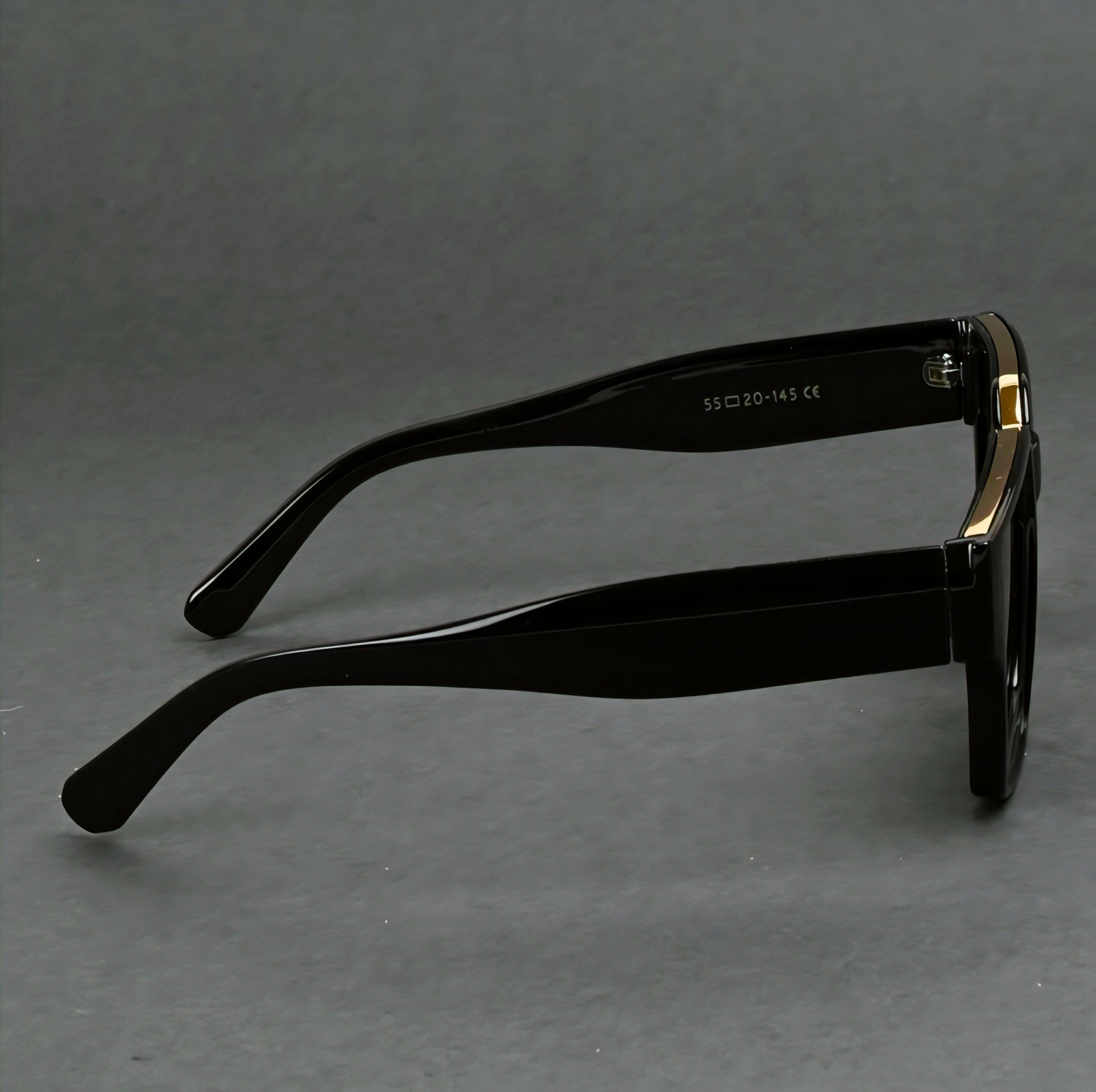 Voyage Badshah Black Shades