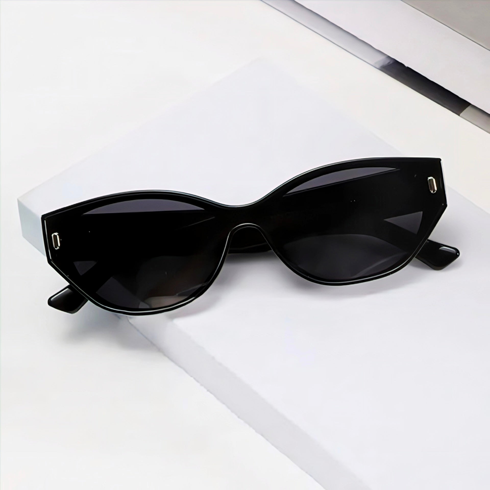 Tune Cateye Sunglasses
